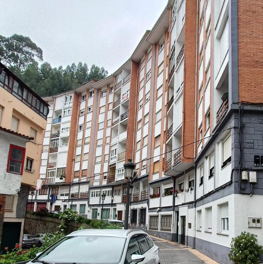 Las Gaviotas Cudillero Esterno foto